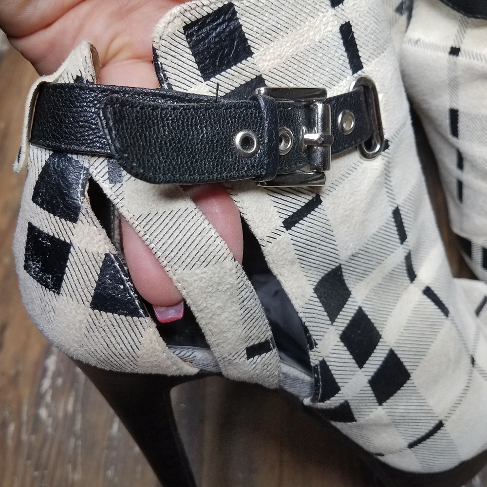 Plaid Open Toe stiletto bootie - Picture 4 of 7